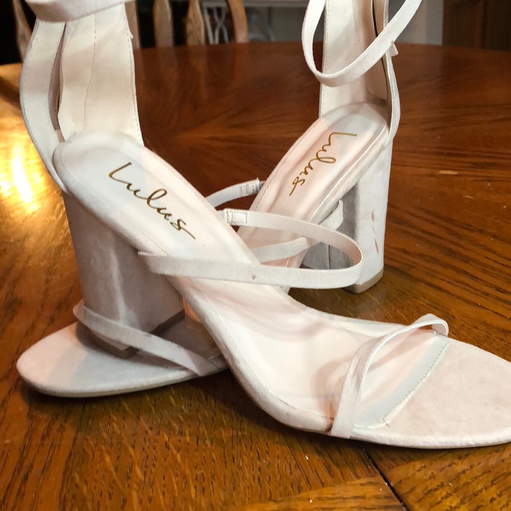 Lulus zip up heel size 8 NWOT